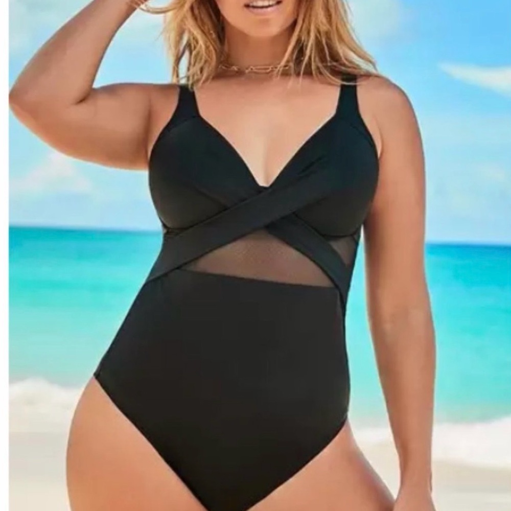 Twist Sheer Cutout Underwire One Piece Swimsuits For All black plus size 20 2X